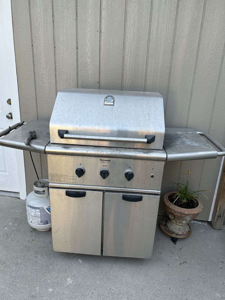 Thermador Stainless Steel Grill