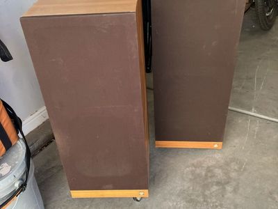 kef speakers