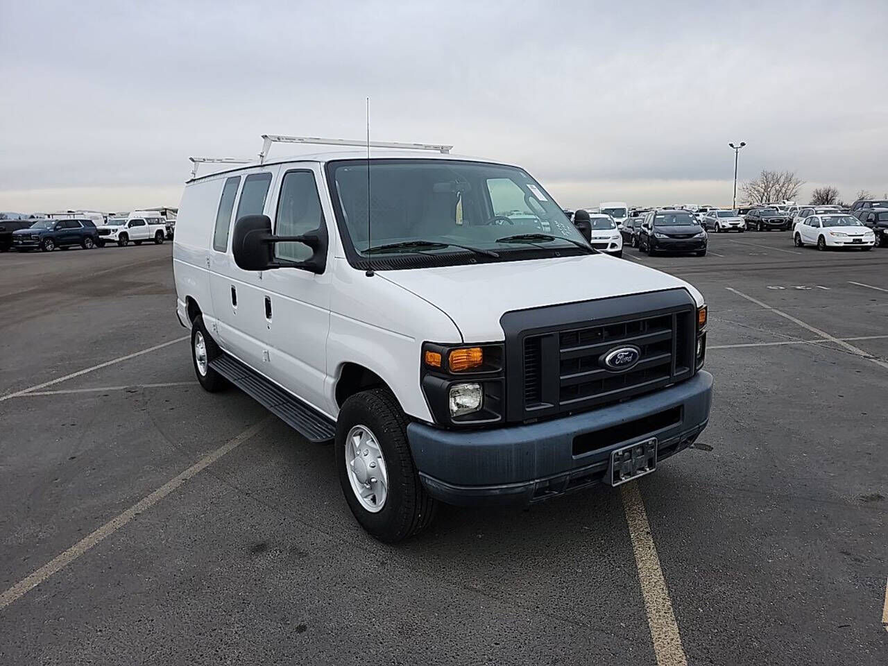2014 Ford E-Series E-350 SD