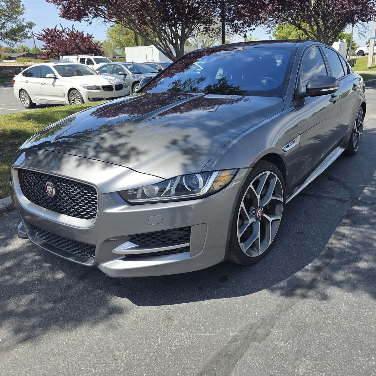 2017 Jaguar XE 35t R-Sport