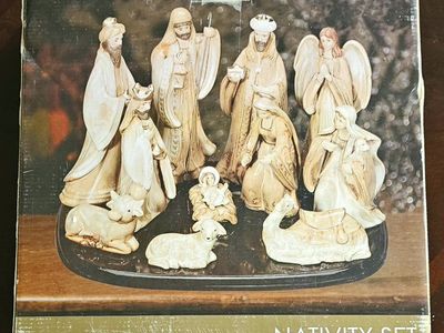 Vintage Porcelain Nativity Set 10-Piece Figurine Display in Original Box 7" Figurines