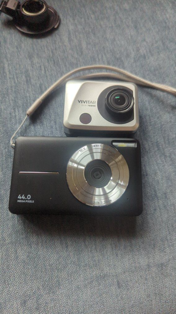Lot of 2 Digital Cameras: Vivitar DVR 789HD Action Camera & 44.0 MP Digital Camera