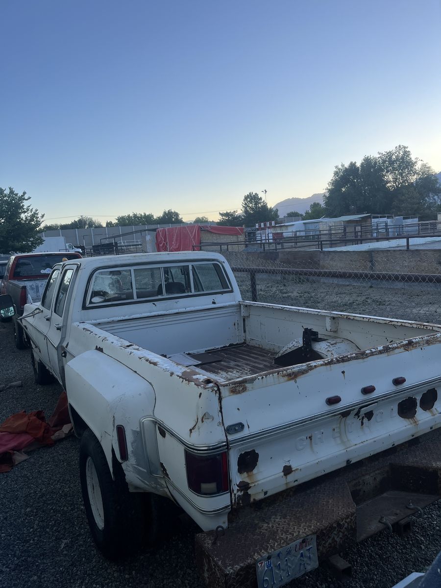 Main image 5