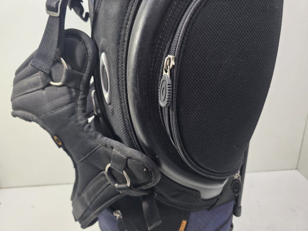 Main image 3