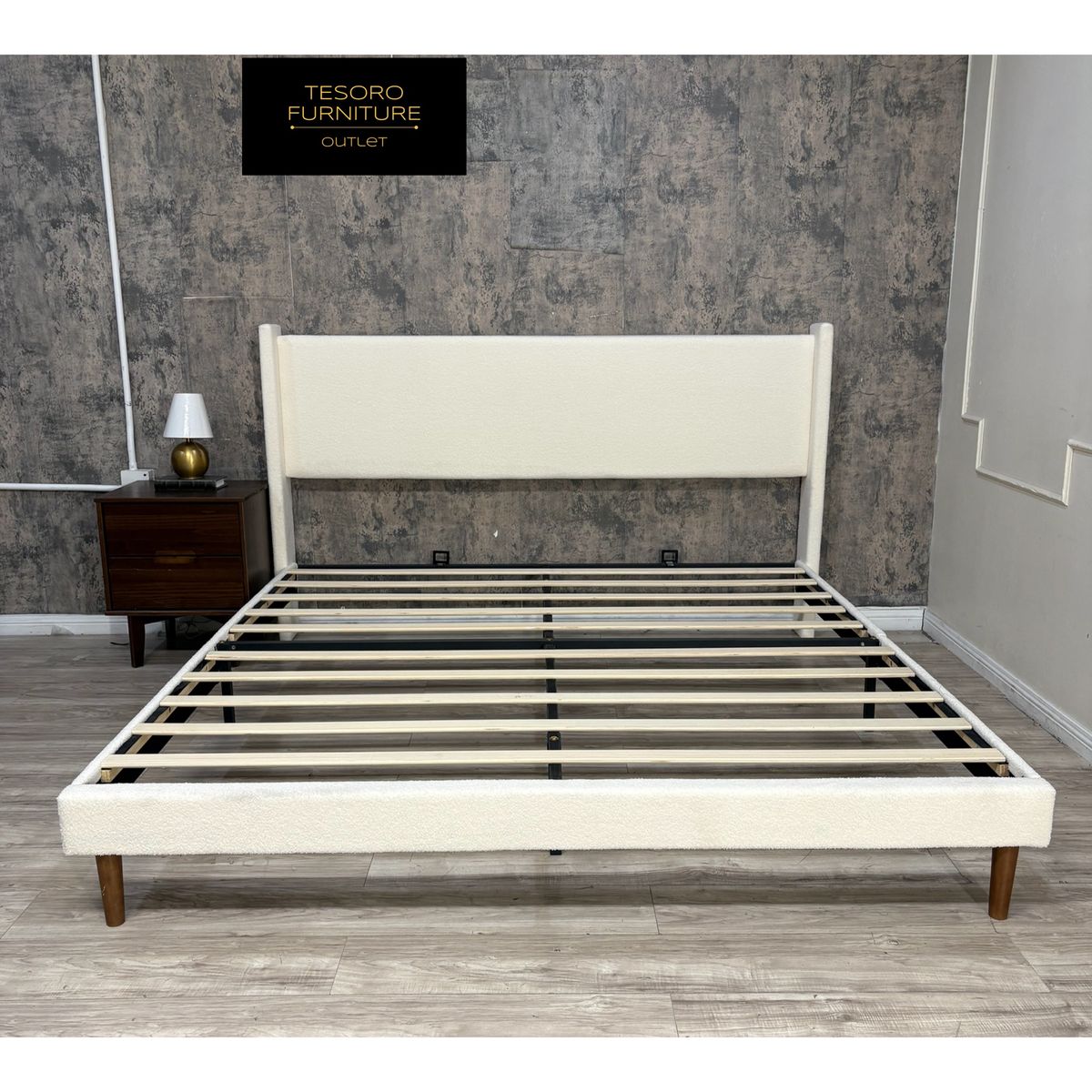 CREAM BUCCLE KING BED AMAZING DEAL‼️