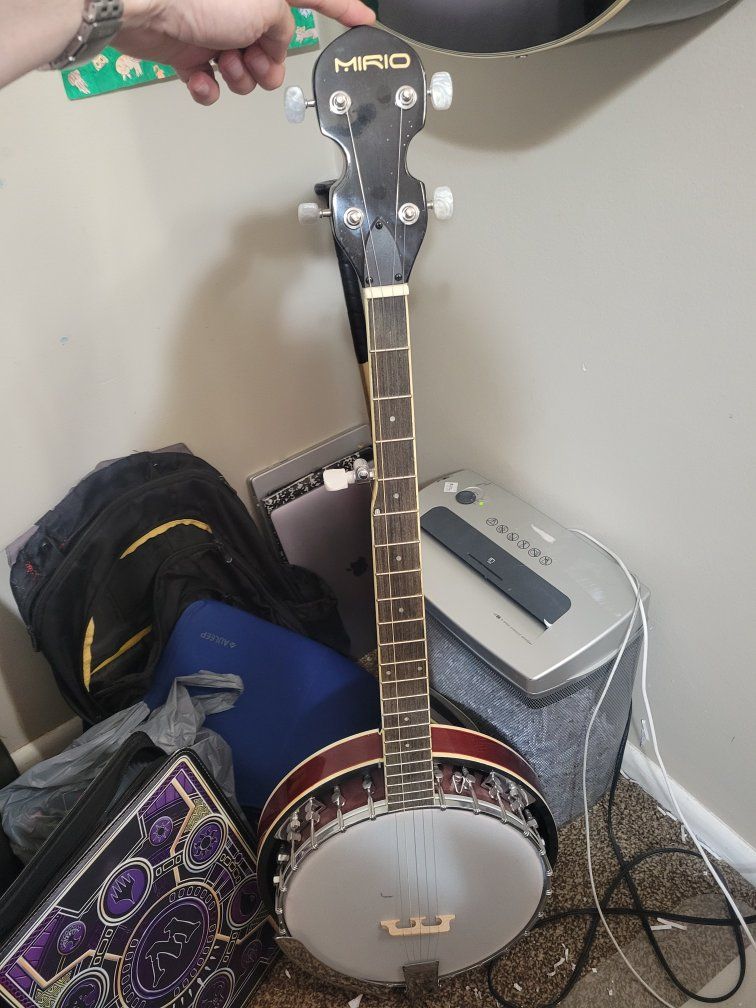 Mirio 5-String Banjo - Traditional Musical Instrument with Resonator