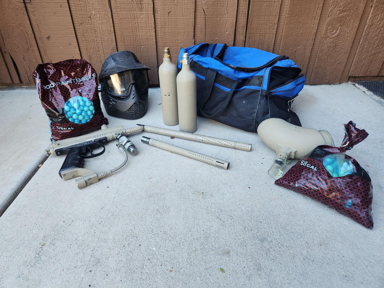 Spyder TL-R Paintball gun and equipment