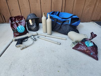 Spyder TL-R Paintball gun and equipment
