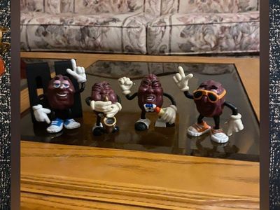 antique California raisons