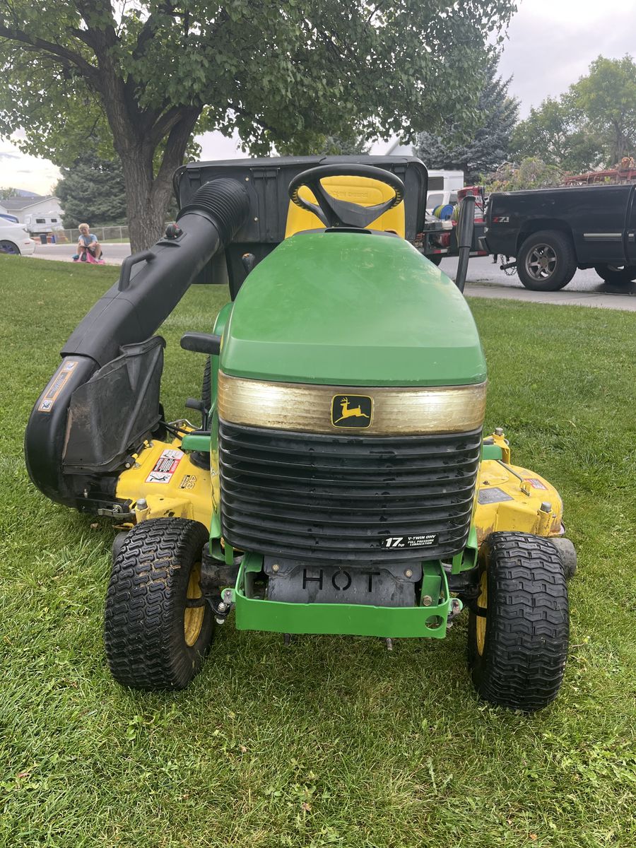 John Deere Lx277 Tractor