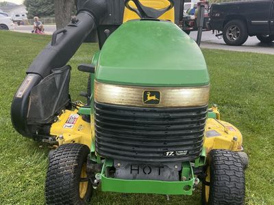 John Deere Lx277 Tractor