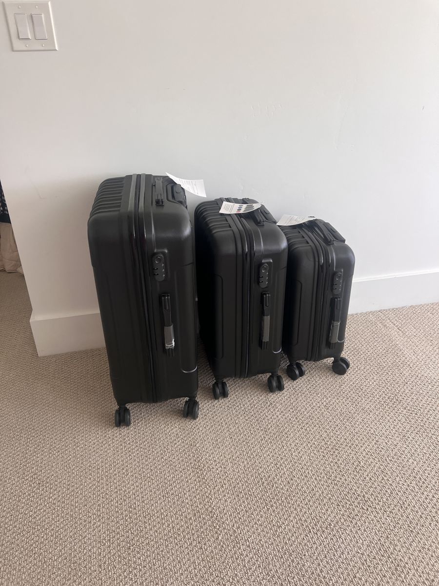 New Three piece hardside luggage piece set