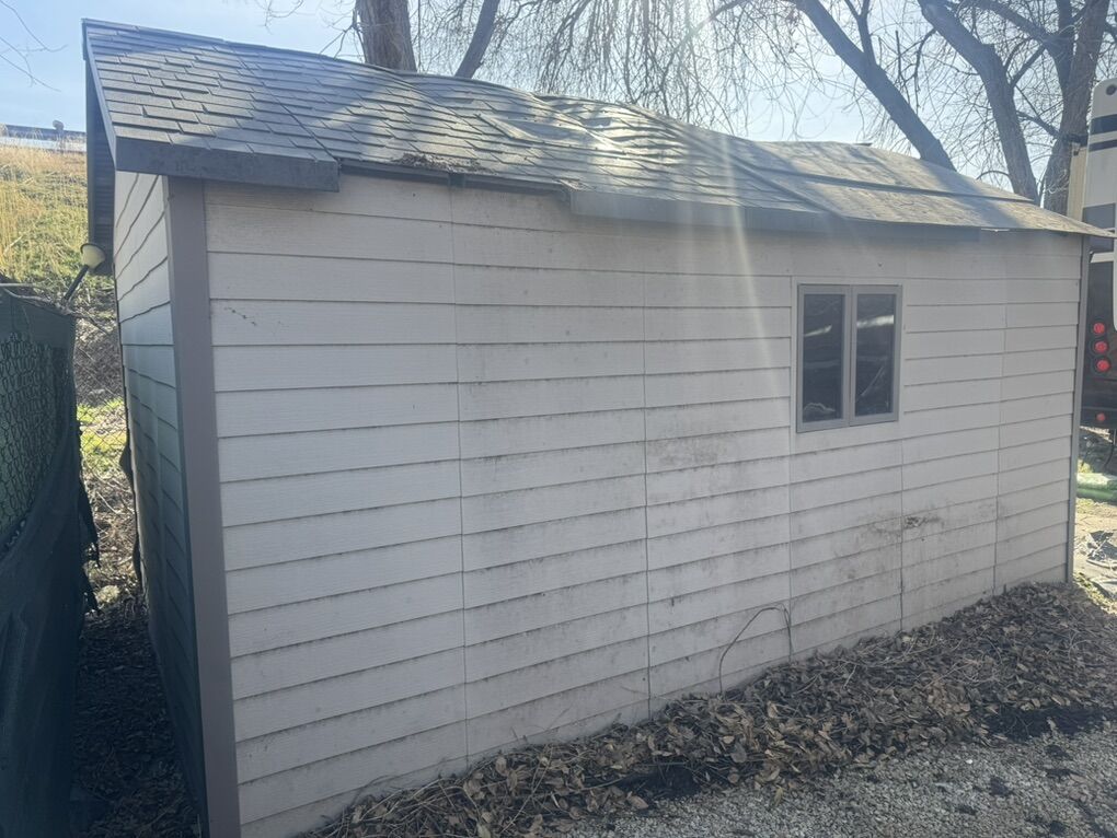 Lifetime Shed 11' X 15'