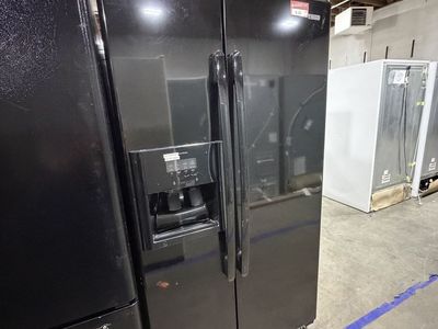 Whirlpool Black Side-by-Side Refrigerator with Warranty!
