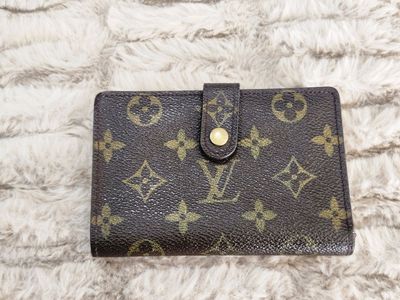 Louis Vuitton Monogram Kiss Lock Compact Wallet