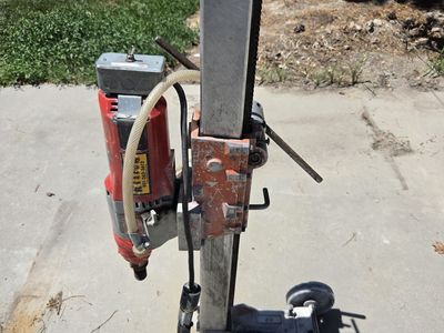 Milwaukee Core Drill with Stand and 5 Bits