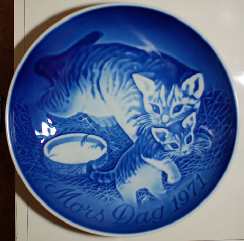 Vintage 1971 Mother's Day Plate by Bing and Grondahl