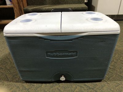 Ice Chest On Wherls