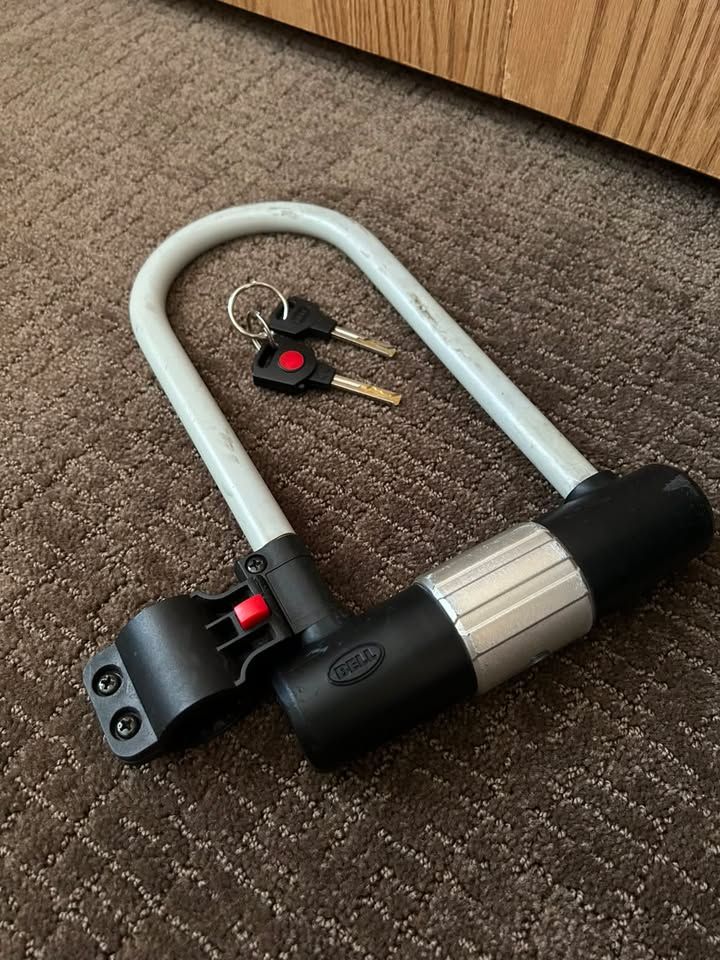 Bell Catalyst 300 U-Lock with Keys - Bike Lock for Secure Cycling