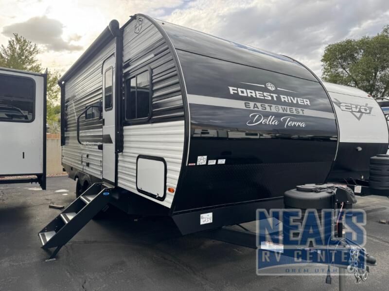 2026 EAST TO WEST Della Terra 191BH