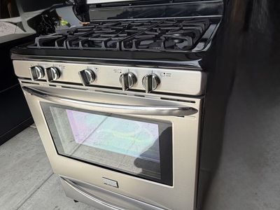 Frigidaire Gallery Gas Range