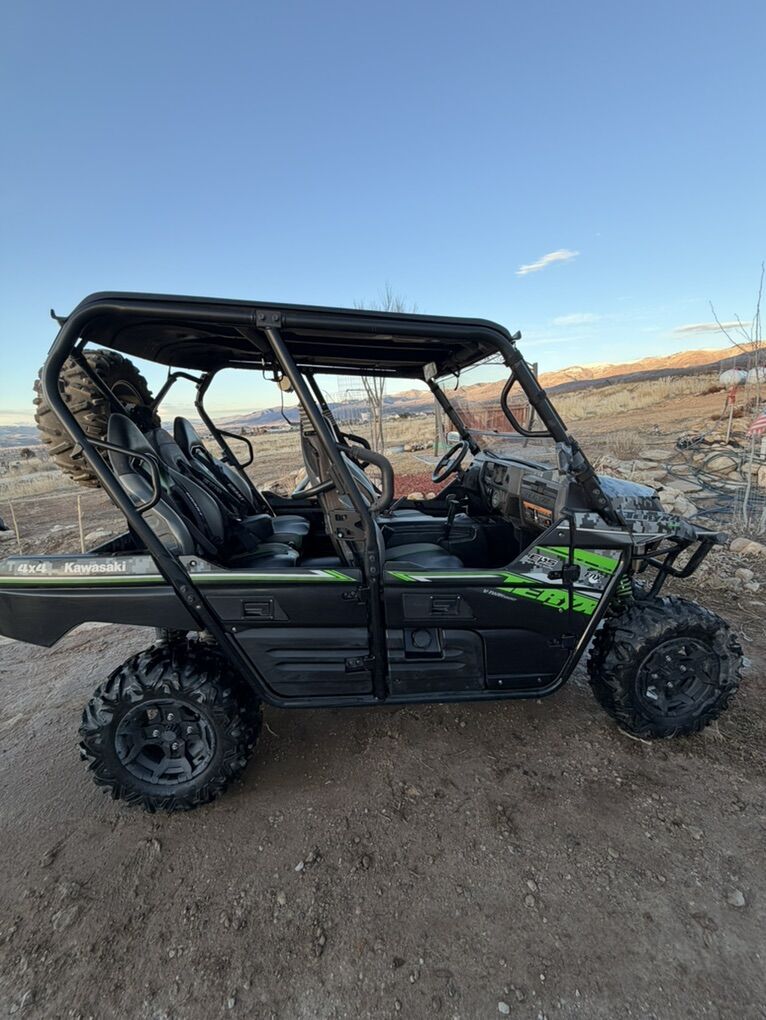 2019 Kawasaki Teryx 4 And Trailer