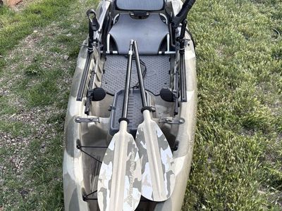 Fishing kayak