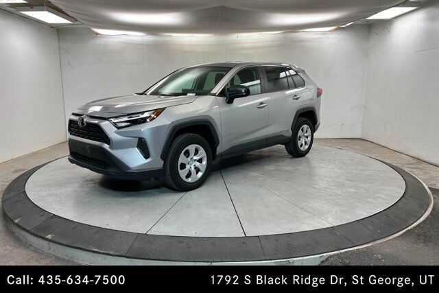 2024 TOYOTA RAV4 LE