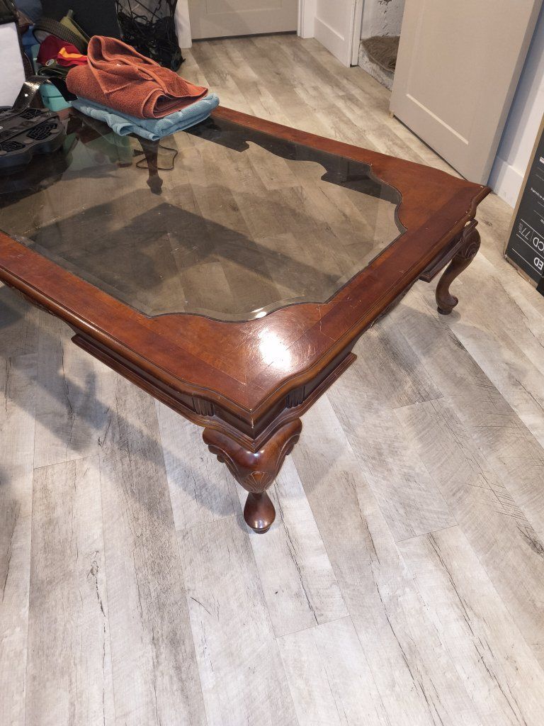 Ornate Wood & Glass Coffee Table - Traditional Style. 54x40x20