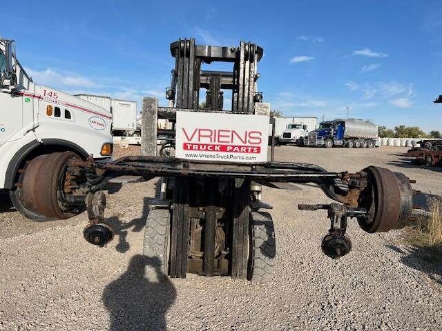 Eaton E1200I Front Axle Assembly