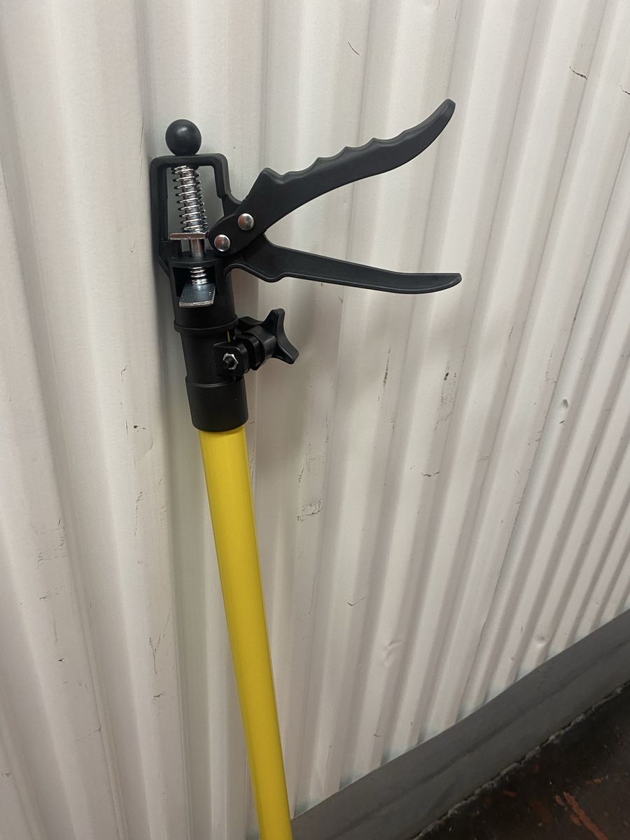 4 FOOT SAUSAGE GUNS caulking caulk