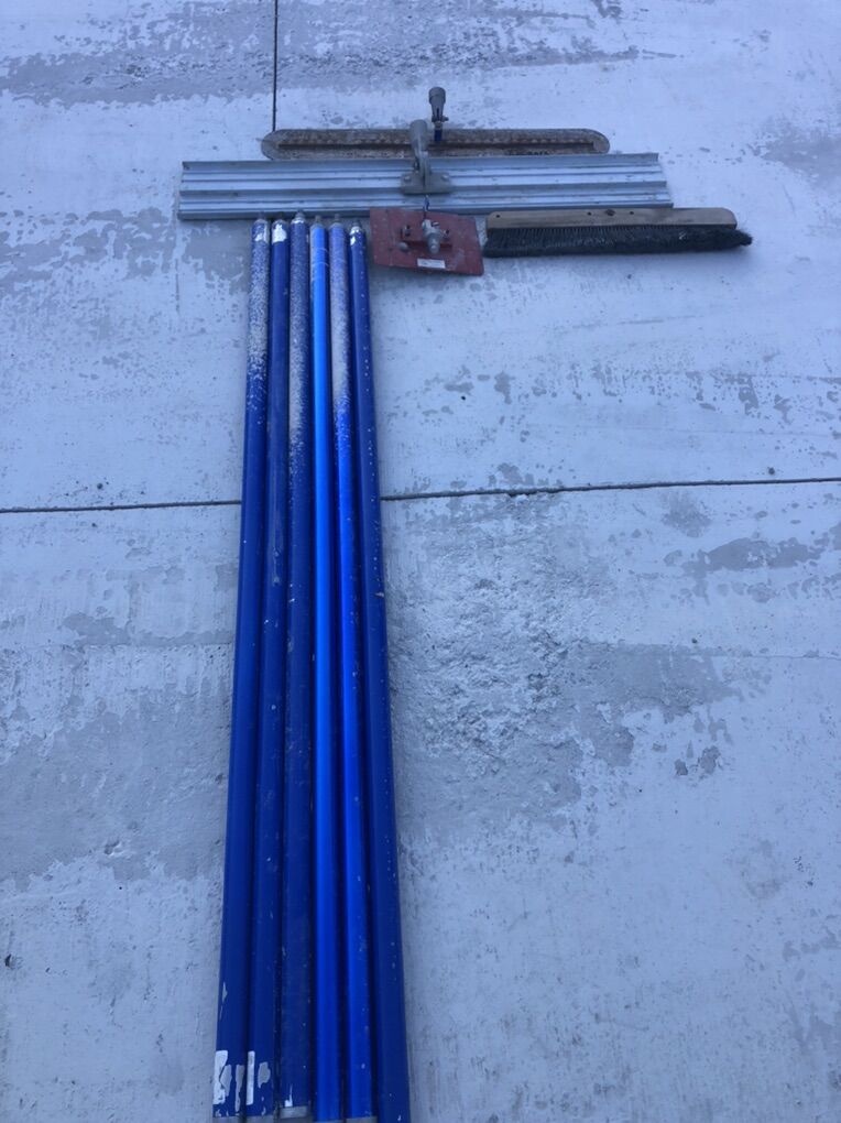 Bow Float, Broom, 3/4 Seam, Fresno,