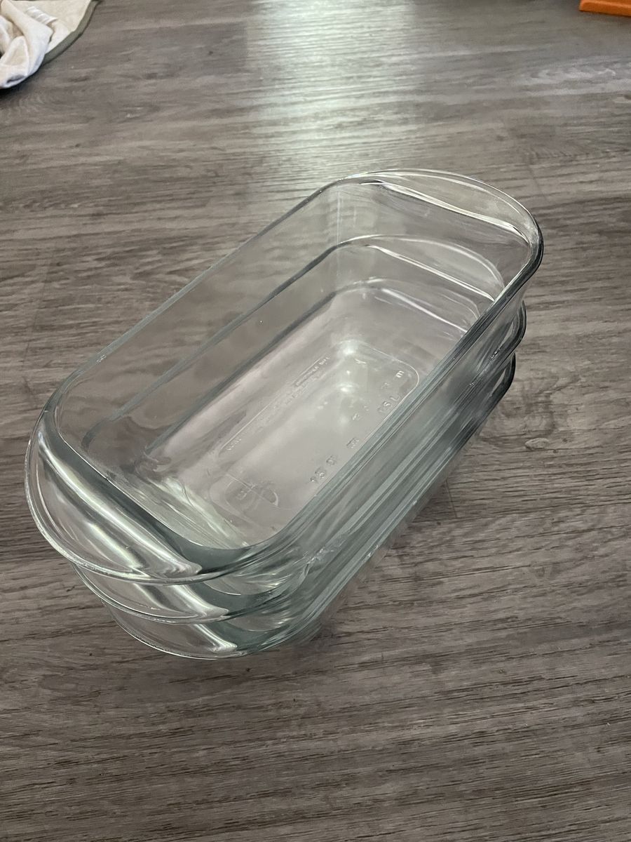 Anchor Hocking 1.5 Qt Glass Loaf Baking Pans - Set of 3, 5x9in, Oven Safe, Made in USA