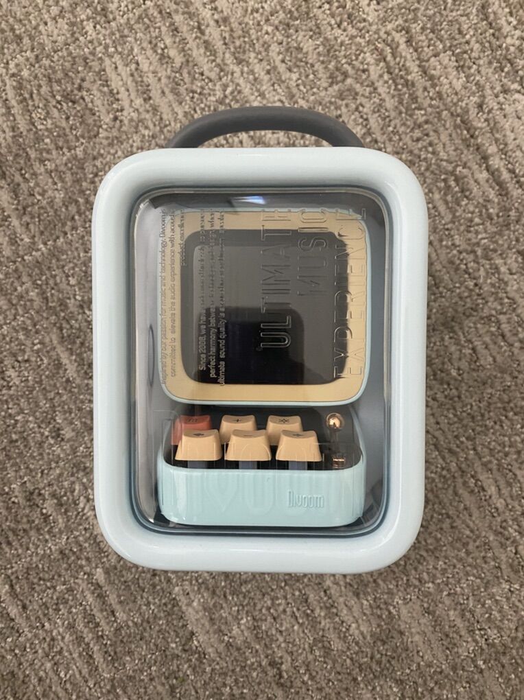 Divoom Ditoo-Pro Retro Pixel Art Bluetooth Speaker