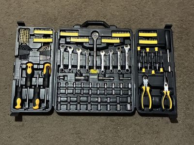Unbranded 100+ Piece Mixed Tool Set with Wrenches, Sockets, Screwdrivers & Pliers in Hard Case
