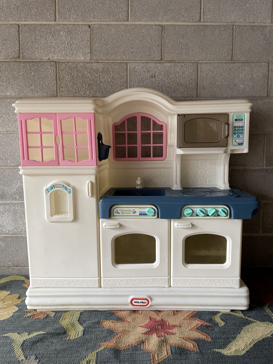 Little Tikes Victorian Kitchen Play Set