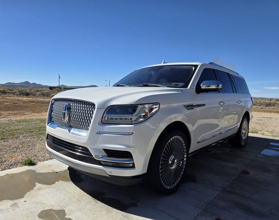 2018 Lincoln Navigator L Black Label