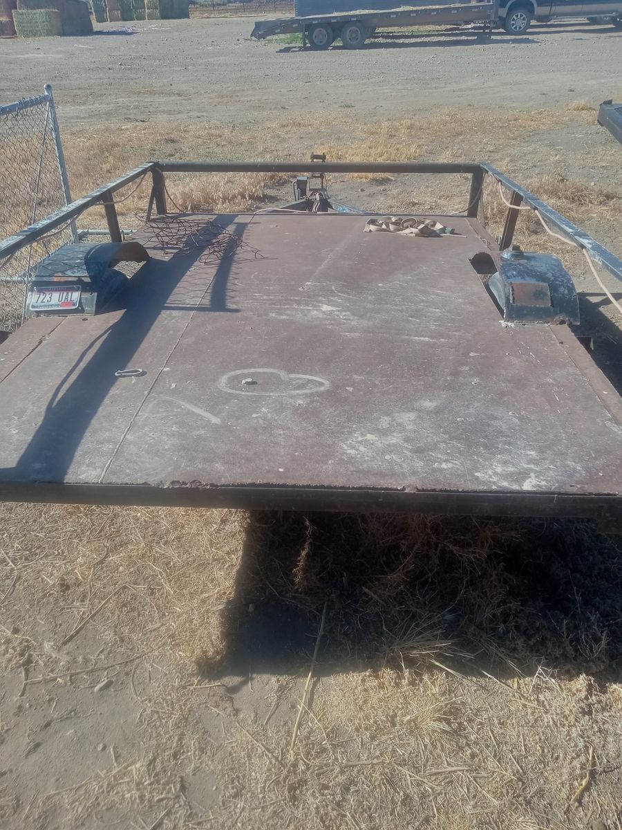 Trailer