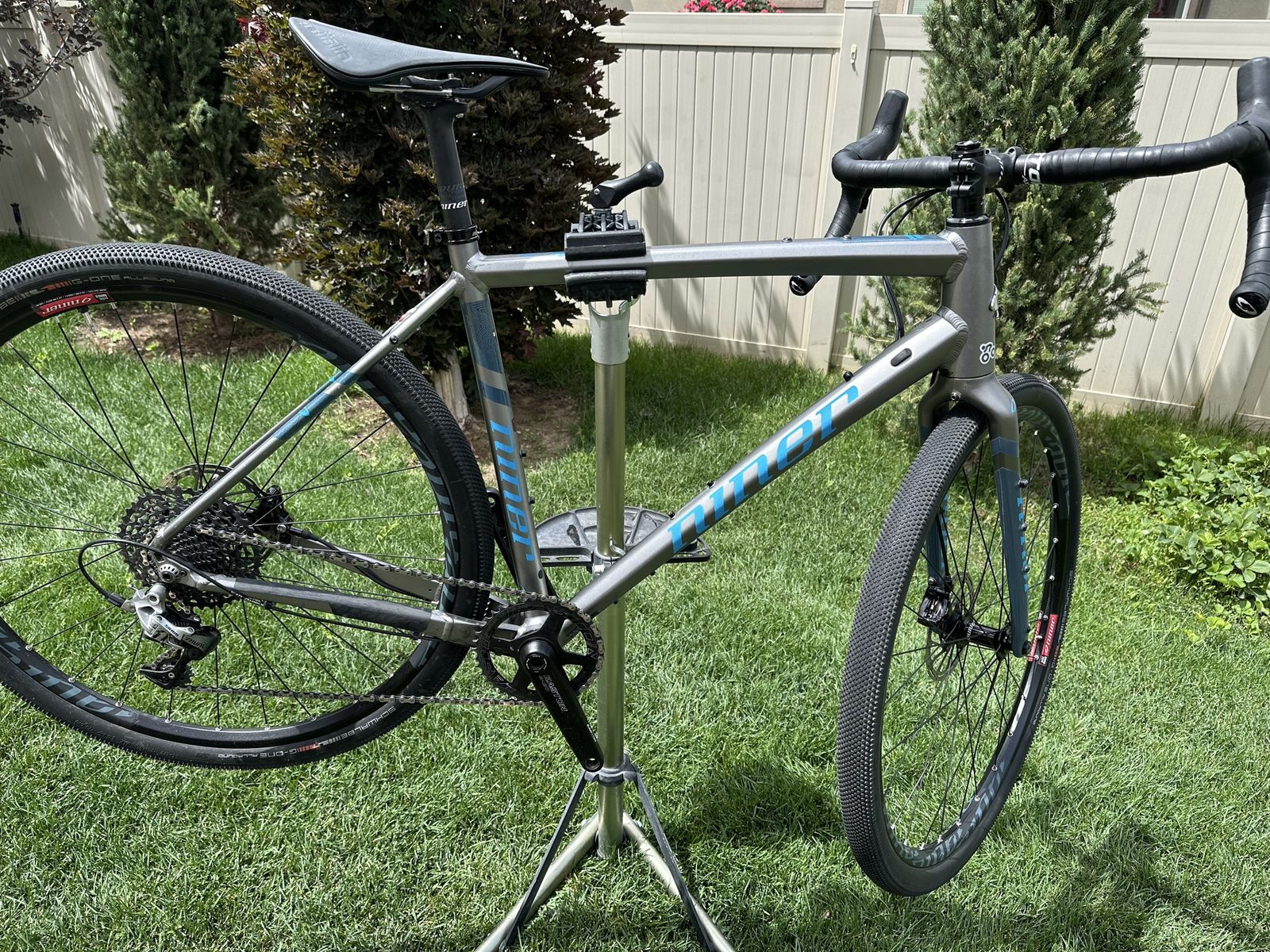 NINER RLT 3-STAR 56cm Gravel Bike