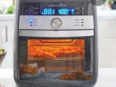 Pampered Chef Deluxe Air Fryer - Multi-functional Oven for Healthier Cooking
