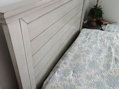 Full size headboard and footboard