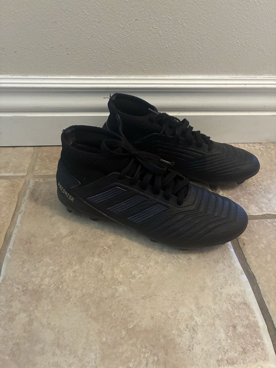 Men’s soccer cleats