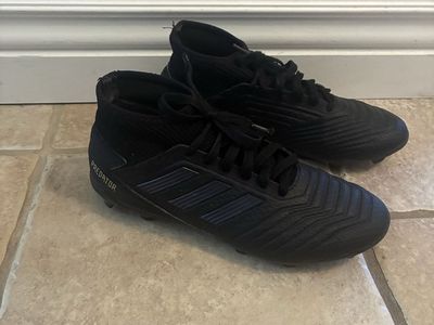 Men’s soccer cleats