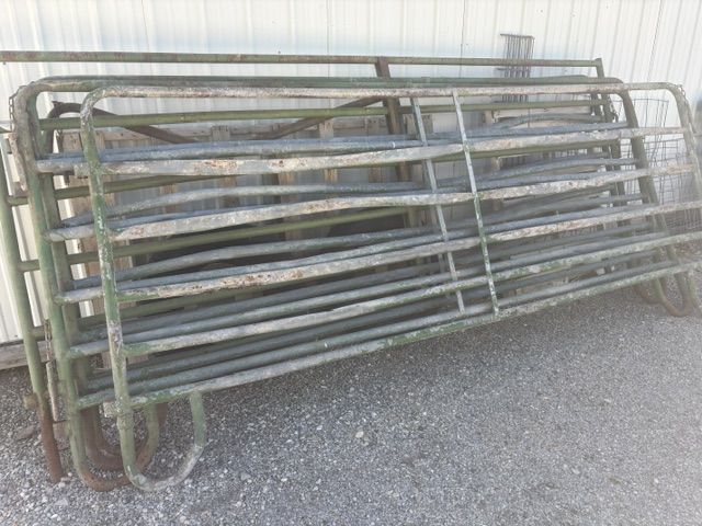 Used Livestock Panels