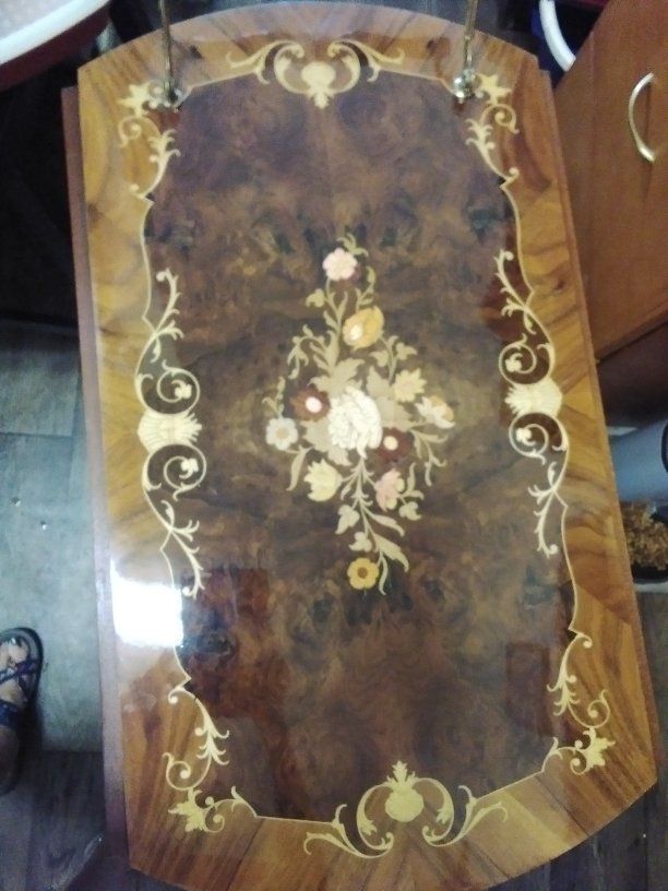 Main image 3