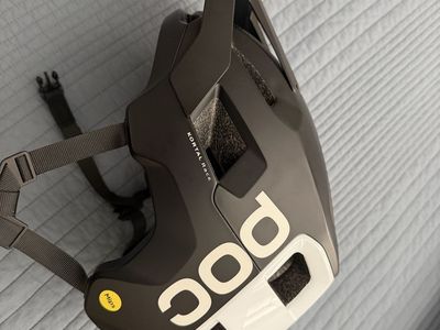 POC Kortal Race MIPS Mountain Bike Helmet - Black/White