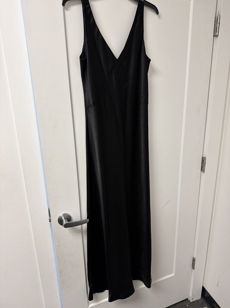 Vince V neck Slip Dress Size Medium