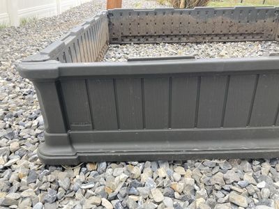 Raised garden beds Lifetime