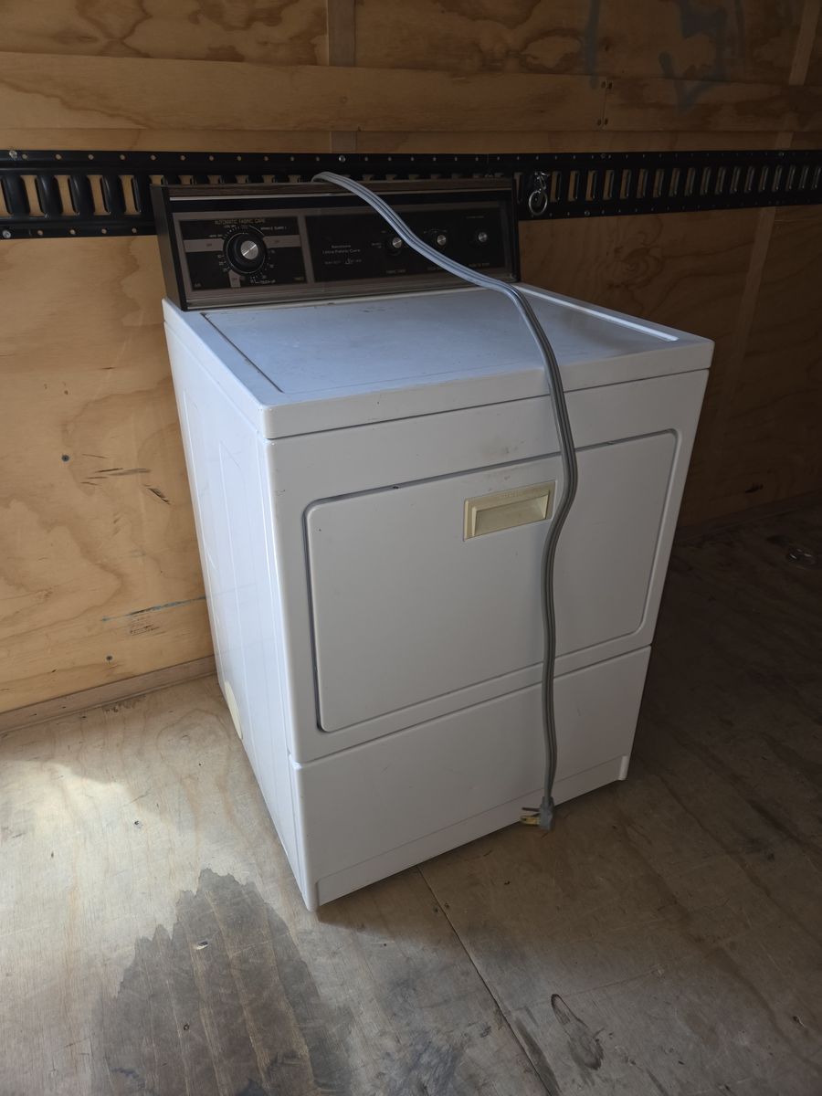 ELECTRIC DRYER
