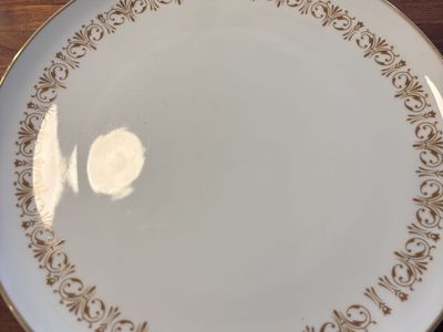 Set Of 8 Vintage 1960’s Sheffield Imperial Gold Dinner Plates